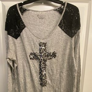 Long sleeve sparkle Cross tee with lace shoulders